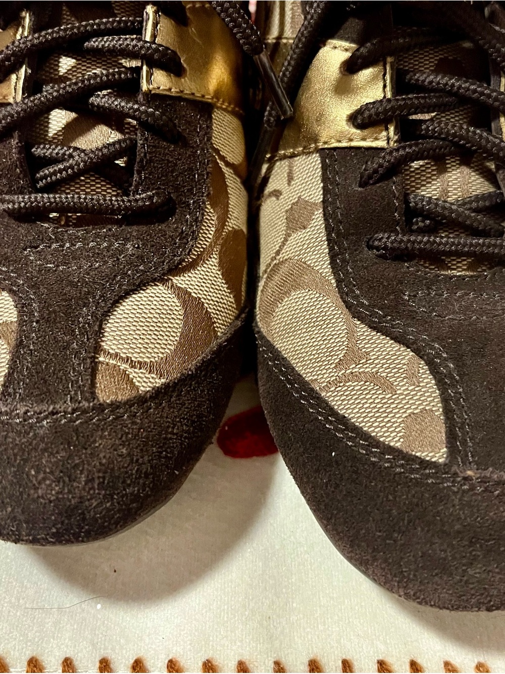 Coach Lexey Signature Logo Sneakers Sz 7 - Picture 7 of 12